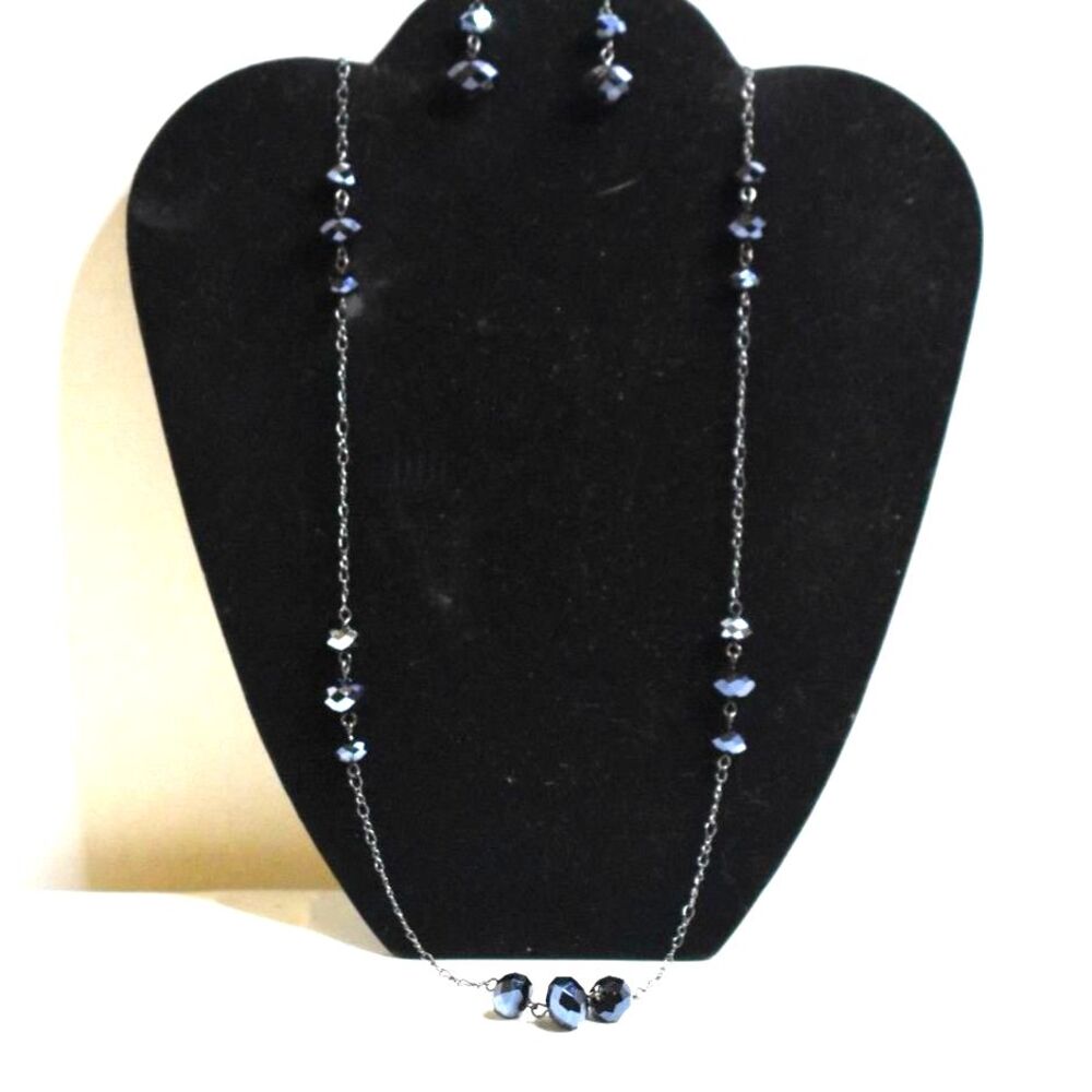 Striking Deep Blue Iridescent Glass Bead Earrings/Black Metal Link 36" Necklace